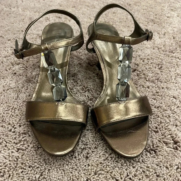 New with flaw Fioni 6.5 bronze copper metallic jewel dress sandals shoes heels - Picture 3 of 13